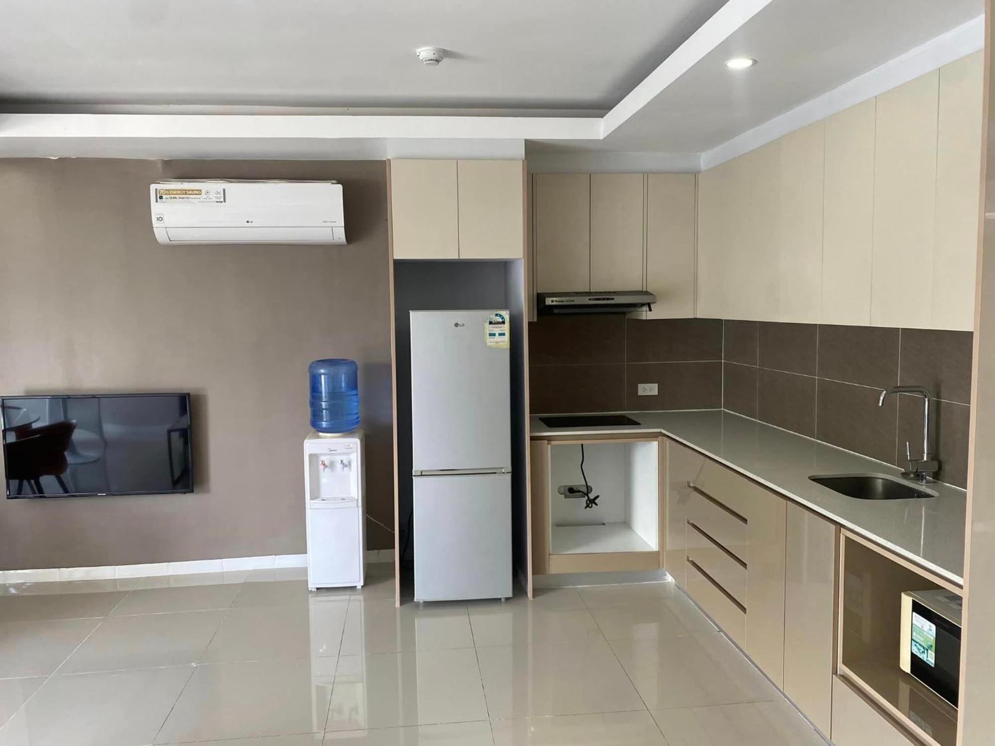 Chequers Suites Subic Bay 奥隆阿波 外观 照片